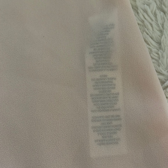 White House/Black Market Soft Peach Sleeveless Ruffle Front Top EUC  - Size 2 - Picture 11 of 14